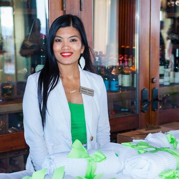 Meet your Posher, Jessee - Picture 2 of 4